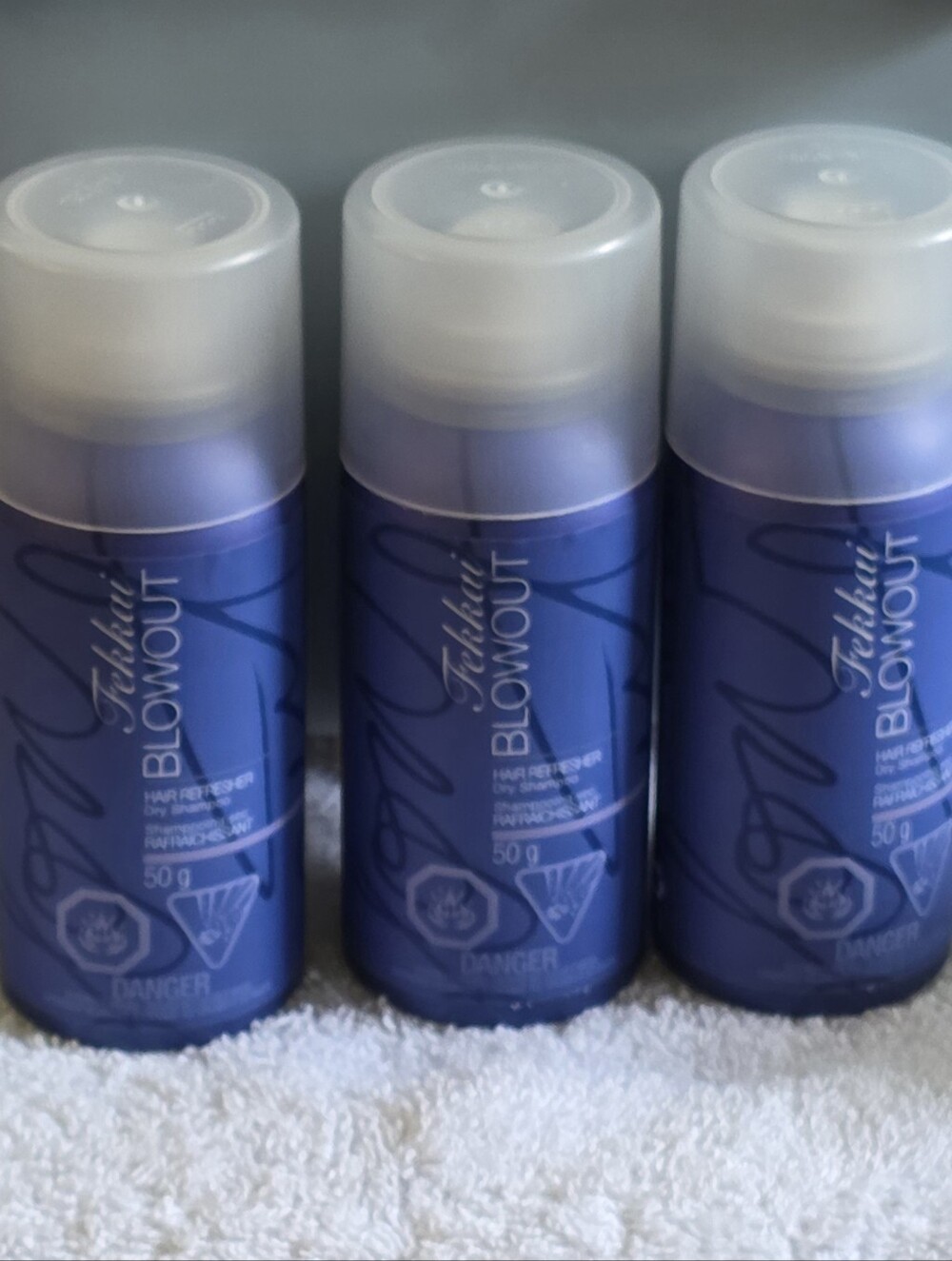 3 Fekkai Blowout Dry Shampoo